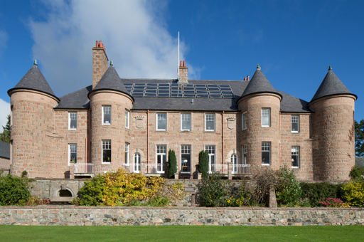 Alastrean House
