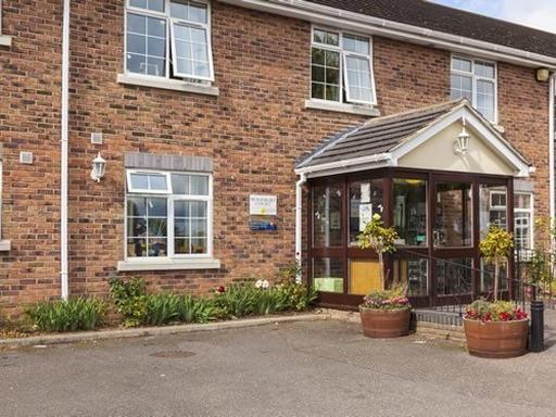 Woodbury Court