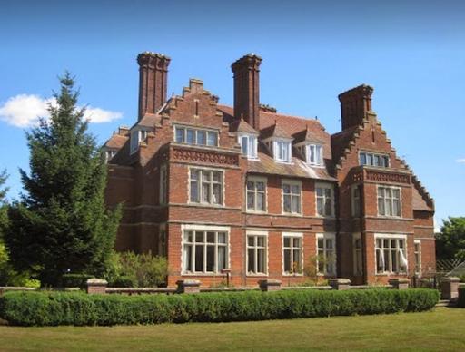 Brookwood Manor
