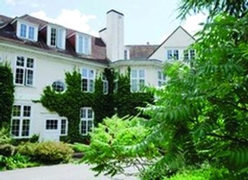 Shannon Court