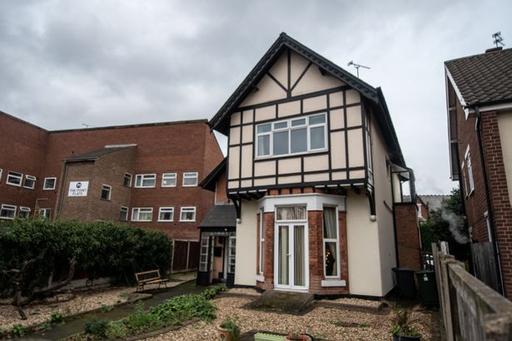 RoseLea House