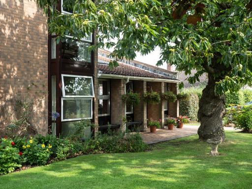 Quaker House