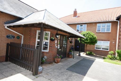 Oakwood House Residential and Nursing Home