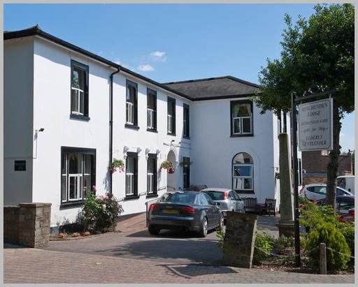 Minchenden Lodge