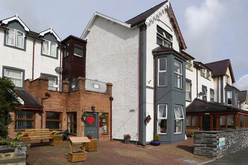Meddyg Care Nursing Home (Porthmadog)