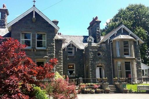 Llanfair Grange