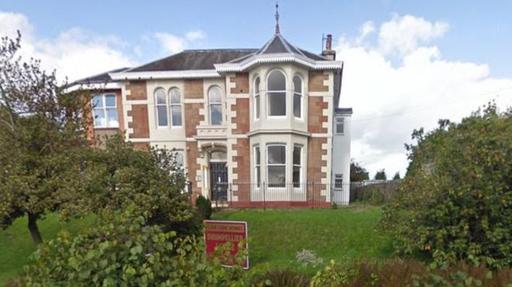 Lochside Manor