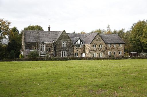 Lindsay House