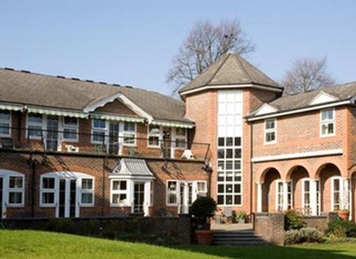 Lee House