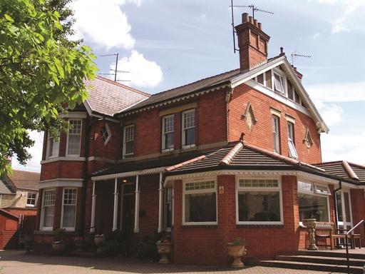 Kingswood House