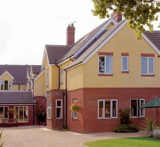 Ivy Lodge Retirement Home