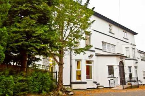 Holly Lodge