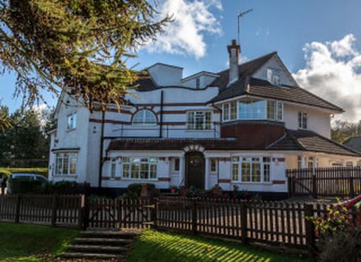 Glendon House