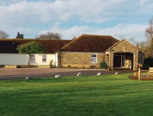 Elroi Manor