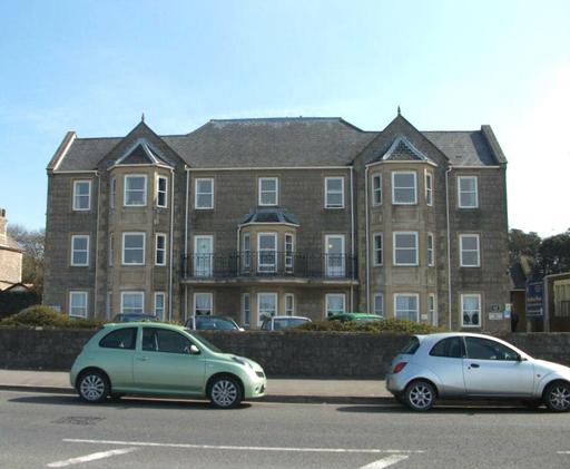 Dewdown House