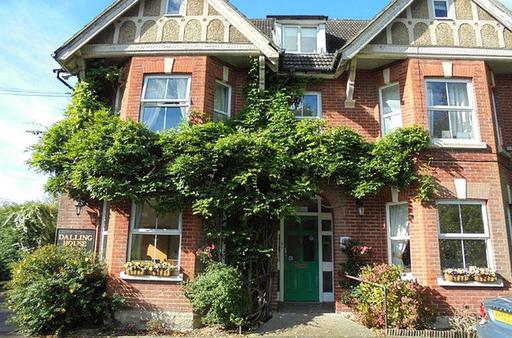 Dalling House