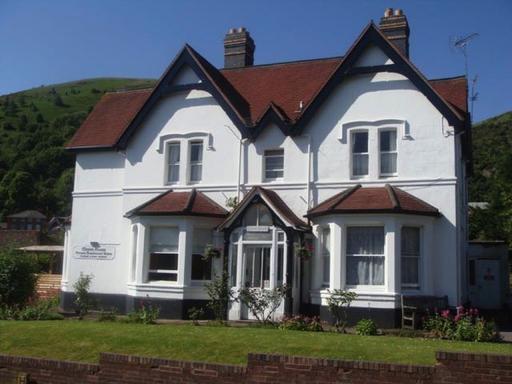 Cleeve House