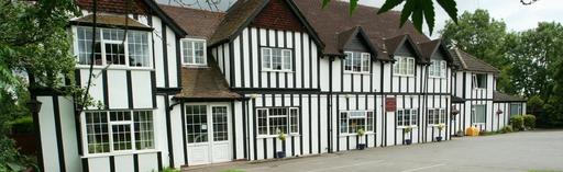 Clarendon Manor