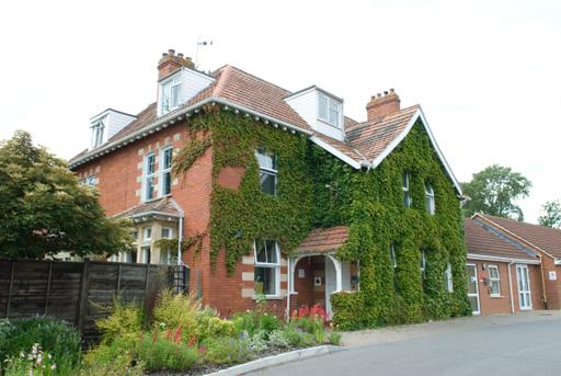 Cedar Lodge
