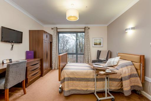 Cairdean House