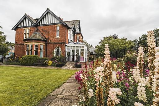 Bridgedale House