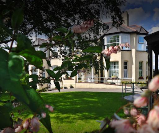 Brightside Manor